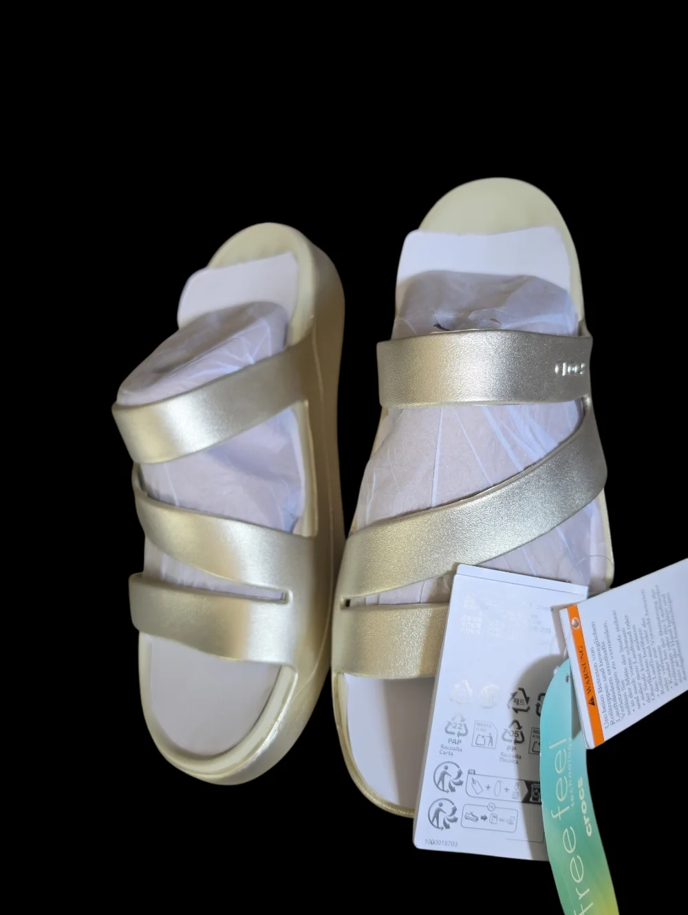 CROCS Women's Free Feel Metallic Champagne Triple-Strap Slide Sandals NWT Size 9 - Picture 8 of 8